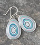 Drop fordite earrings - grey and blue - Image 4