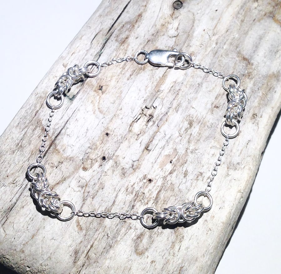 Sterling Silver Byzantine Bracelet (BRSSCNCM1) - UK Free Post