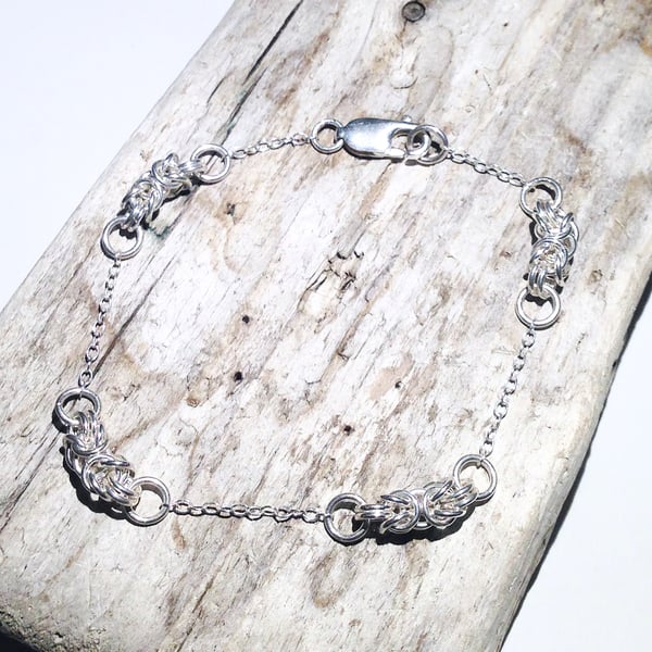 Sterling Silver Byzantine Bracelet (BRSSCNCM1) - UK Free Post