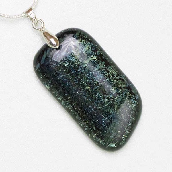 Dark Green & Blue Pendant Necklace - 1065
