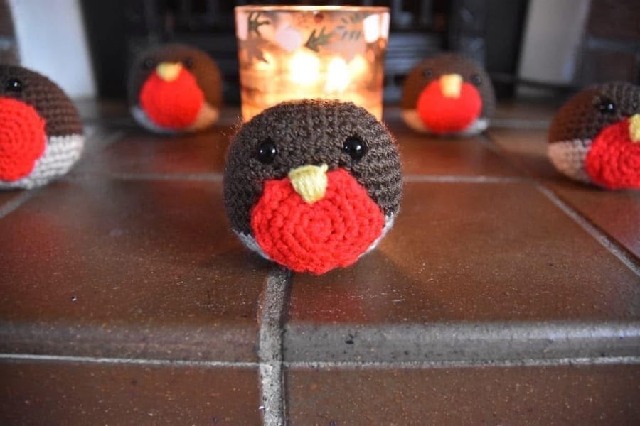 Crochet Robin decoration 