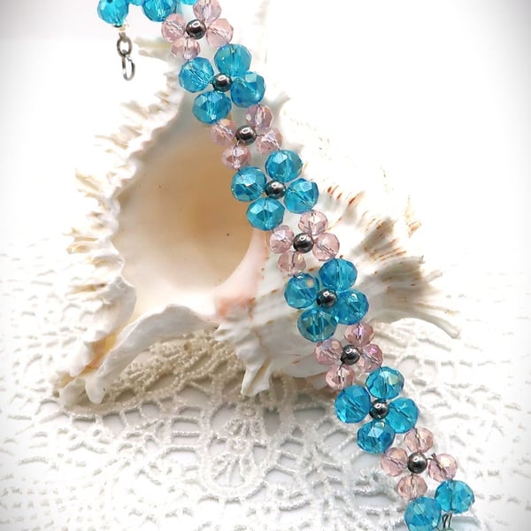 Turquoise and Pink Facetted Glass Bead Bracelet. Free UK Postage