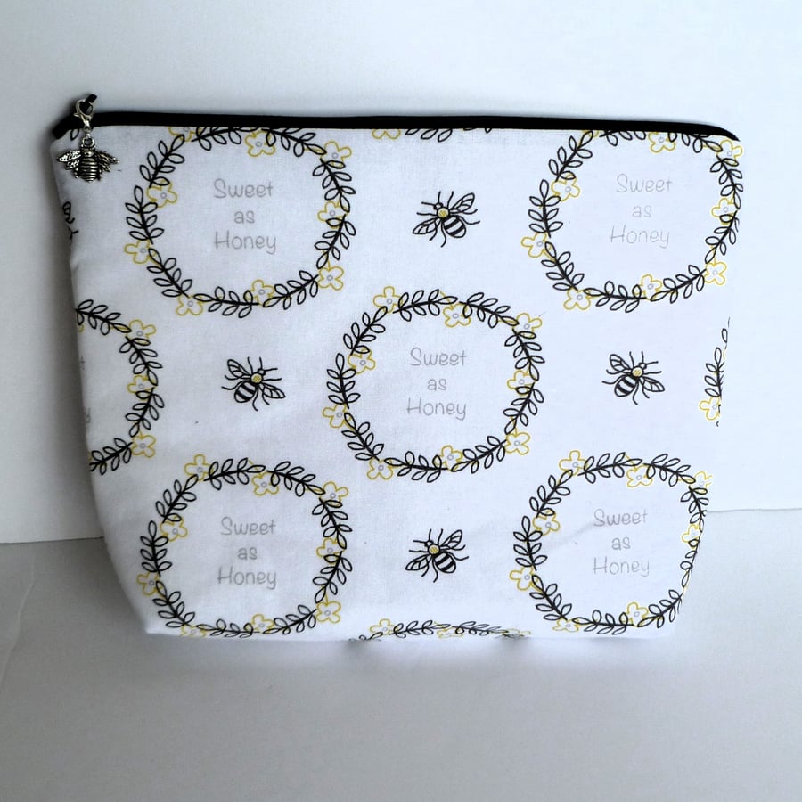 Fabric Zipper Pouch Fully Lined, Make Up Bag W... - Folksy