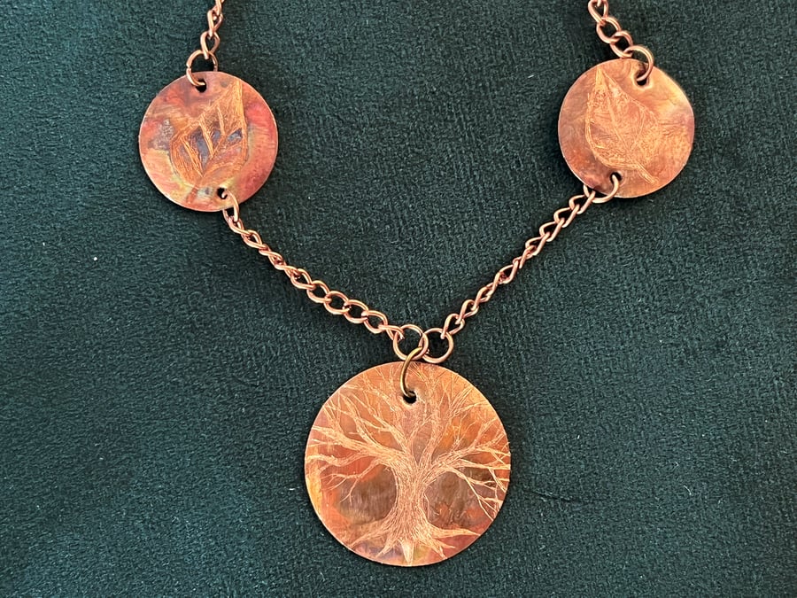 Hand-engraved burnished copper necklace with tree & leaves motive