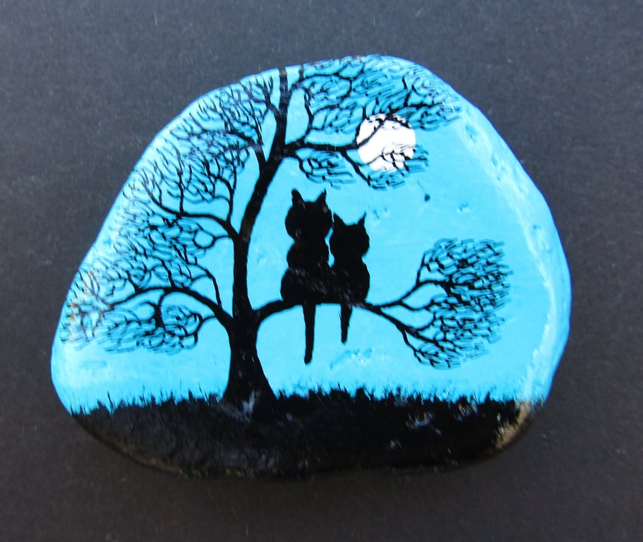 Hand Painted Shell, Cat Kitten Tree Silhouette, Kids Art Gift, Magnet (Optional)