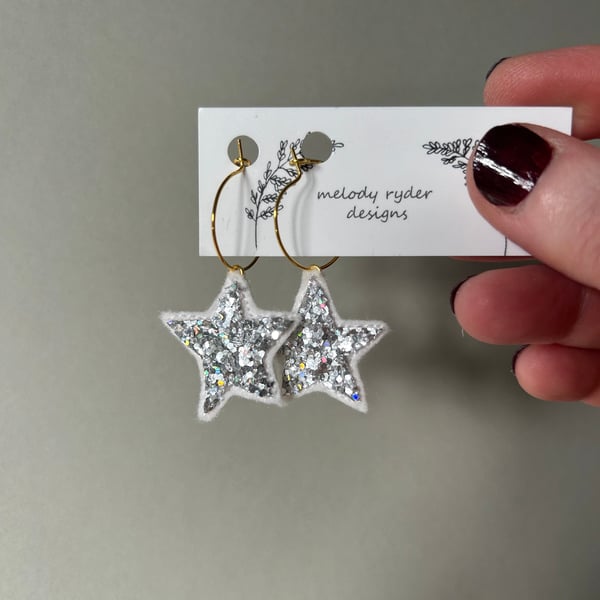 Embroidered glitter star hoop earrings