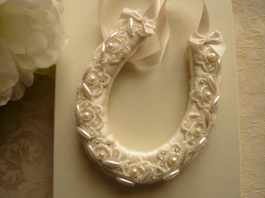Small Beaded Wedding Horseshoe