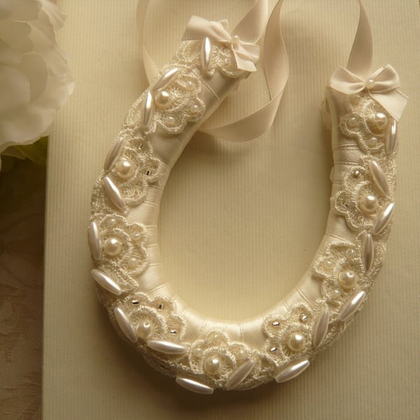 Small Beaded Wedding Horseshoe