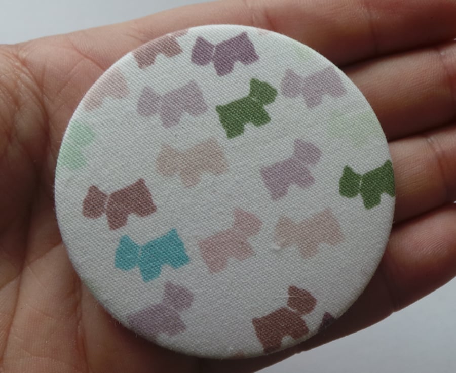 Fabric covered pocket mirror Scottie Dogs