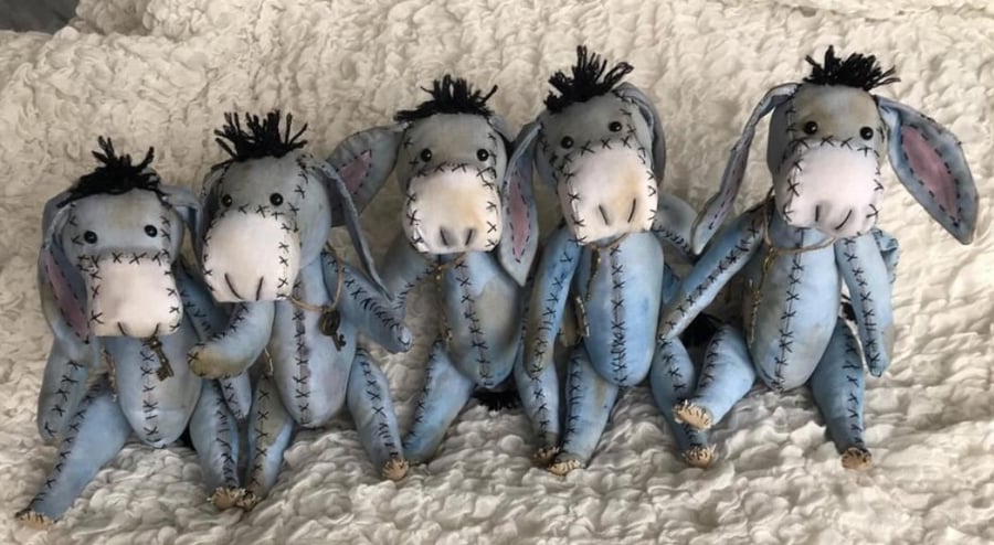 Handmade Collectible Soft Toy – Vintage-Inspired Eeyore