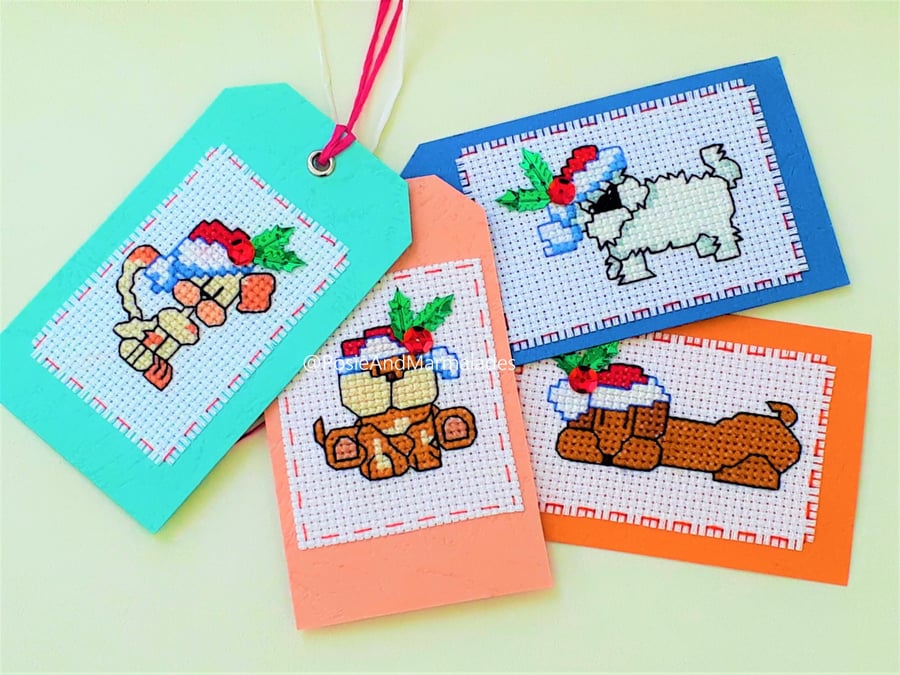 Dogs in Santa hats Christmas Tags Labels - Set of 4