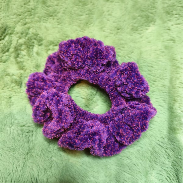 Purple & Pink Tweed Medium Scrunchies Hair Tie