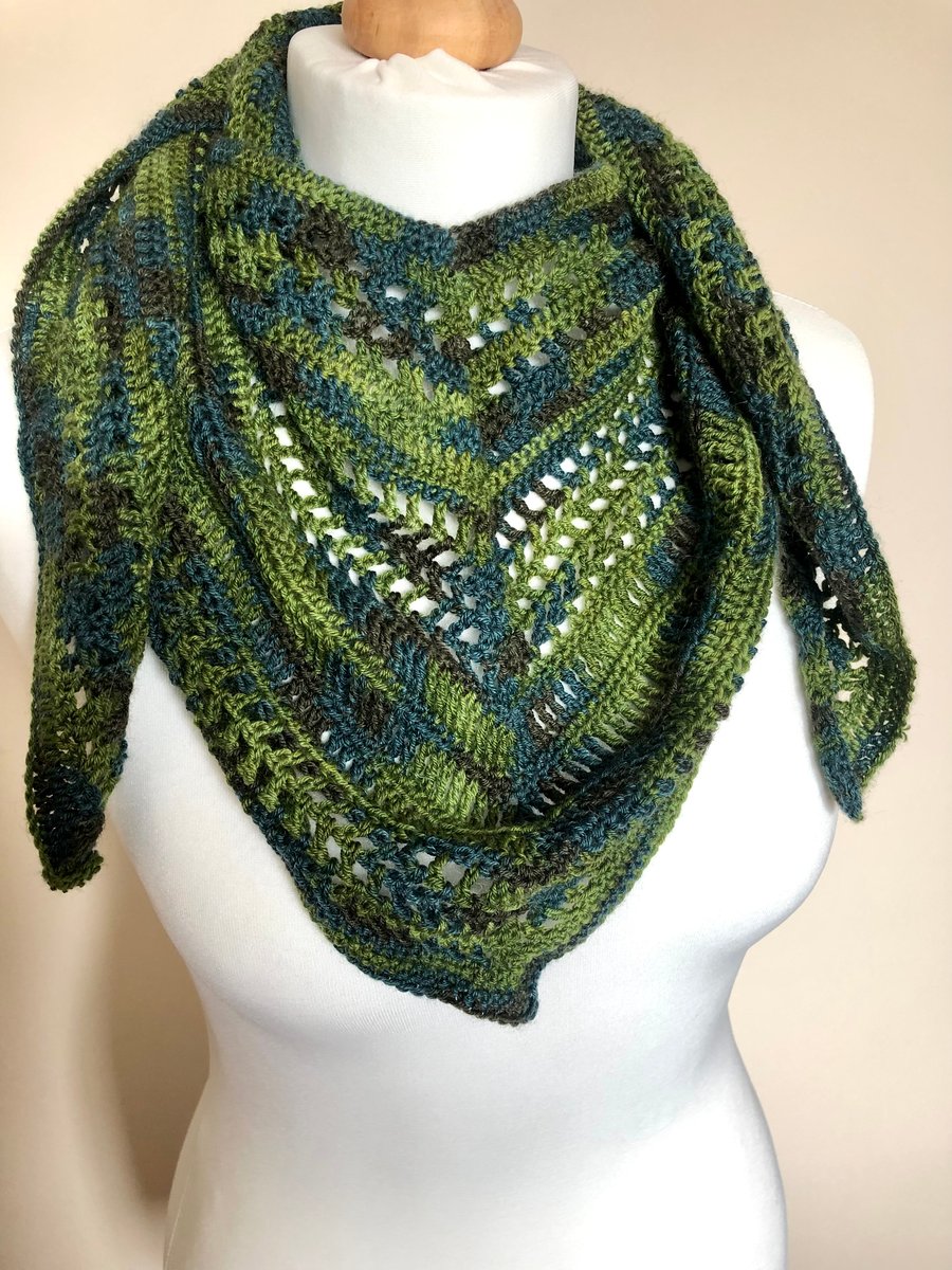 Green Crochet scarf 