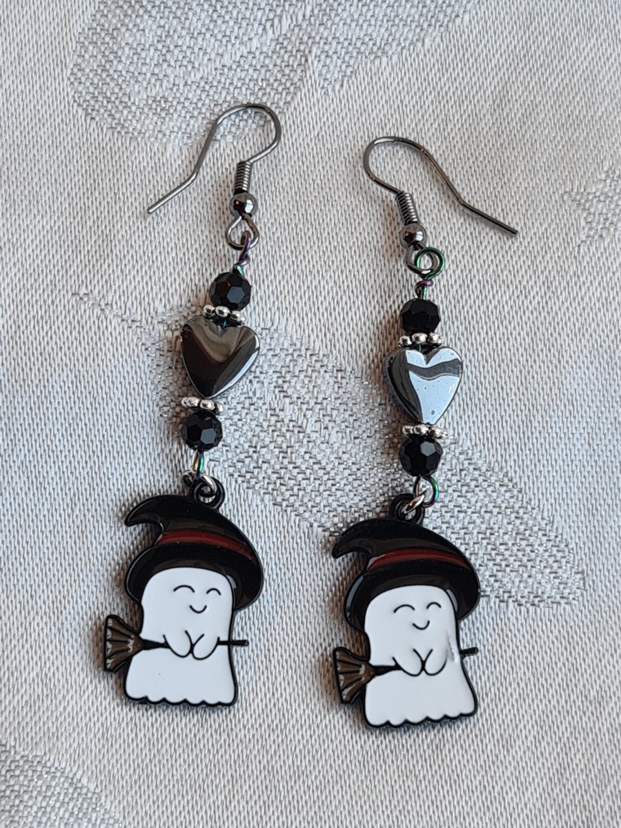 Cute Witch Ghost dangly earrings