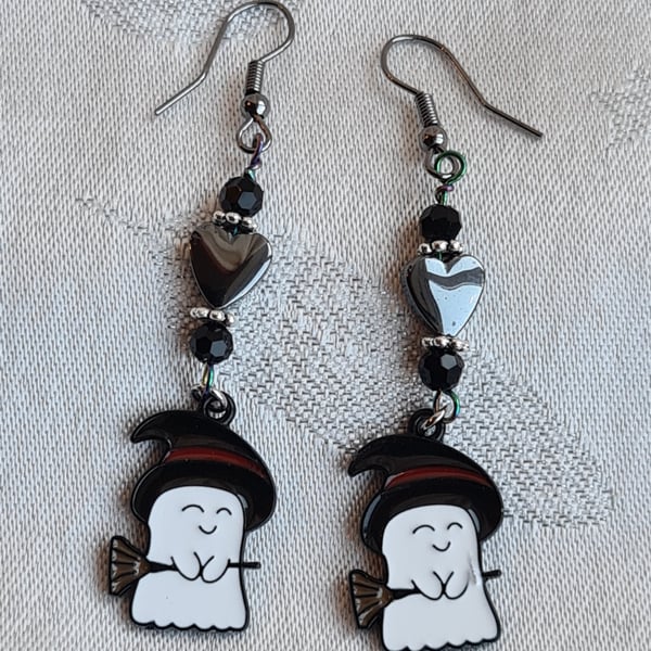 Cute Witch Ghost dangly earrings