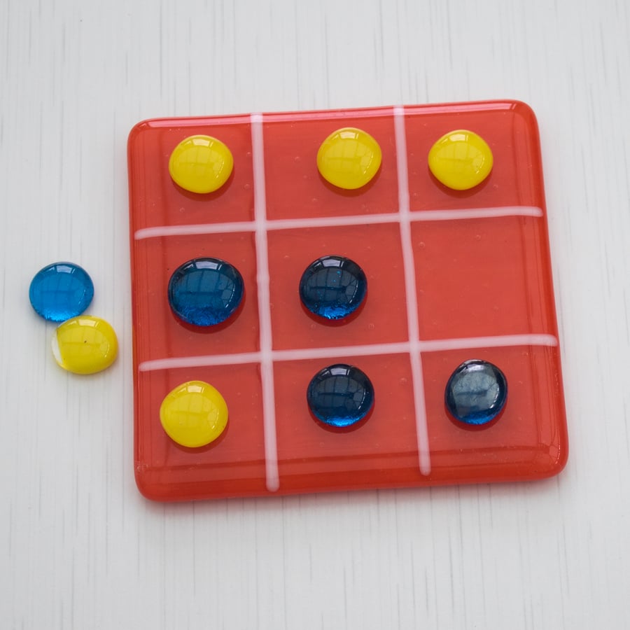 Orange & White Tic Tac Toe - OXO Game in Fused Glass - OXO-G