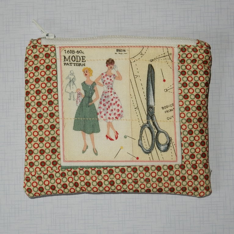 Zip purse dress pattern