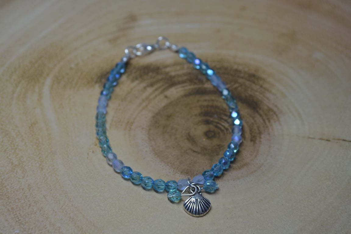 Silver Shell charm bracelet