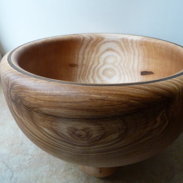 CHUNKY  DEEP  ASH  SALAD  BOWL