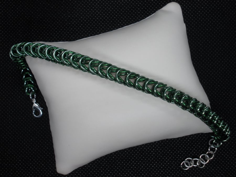 Two tone box weave chainmaille bracelet