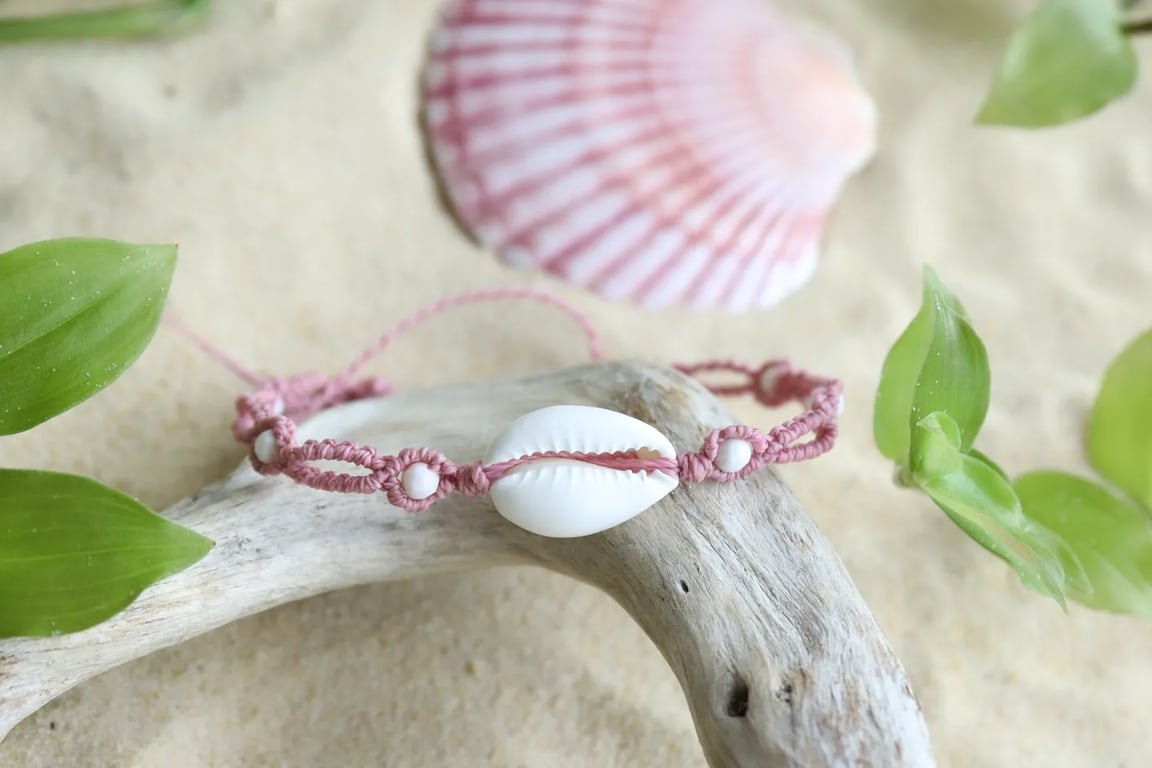 Anklet with natural opal ,shell in dust pink 
