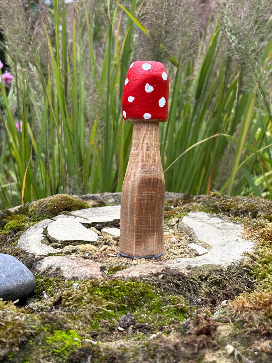 Wooden toadstool
