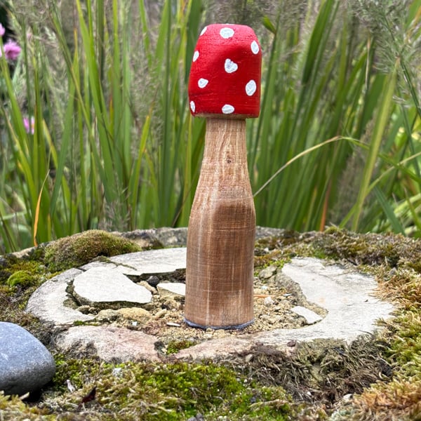 Wooden toadstool