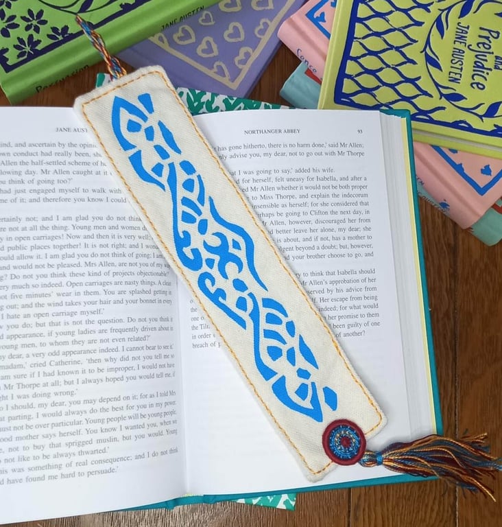 Silkscreen printed bookmark with Dorset button embelishment 