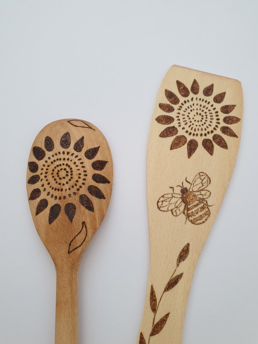 Wood burned spoon and spatula set with sunflower and bumble bee design