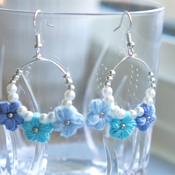 Microcrochet blue Florals earrings 