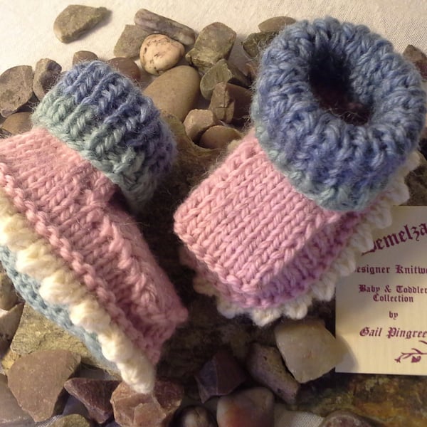 Pure Merino Wool Hand Knitted 'Jaeger' Baby Girl's Booties  0-3 months size