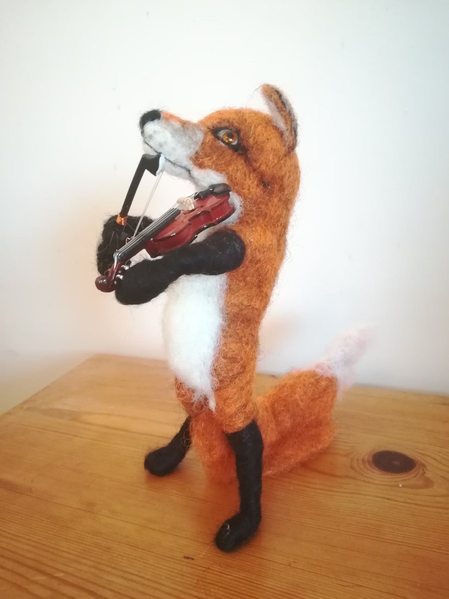 Foxy Music, violinist fox, OOAK, collectables wool needle felted 