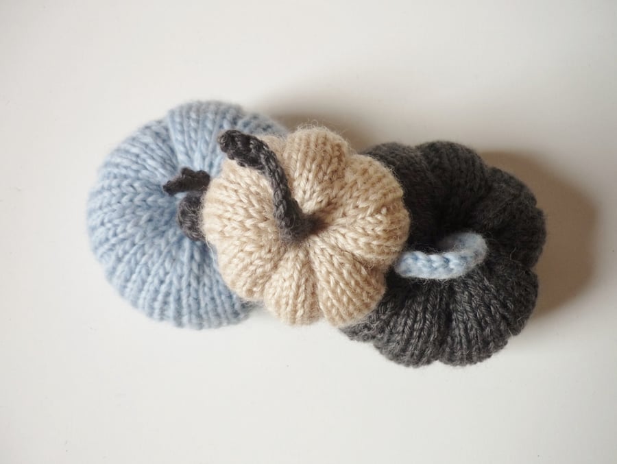 Winter decor pumpkins (3) - Blue and grey squashes - Wreath pumpkins