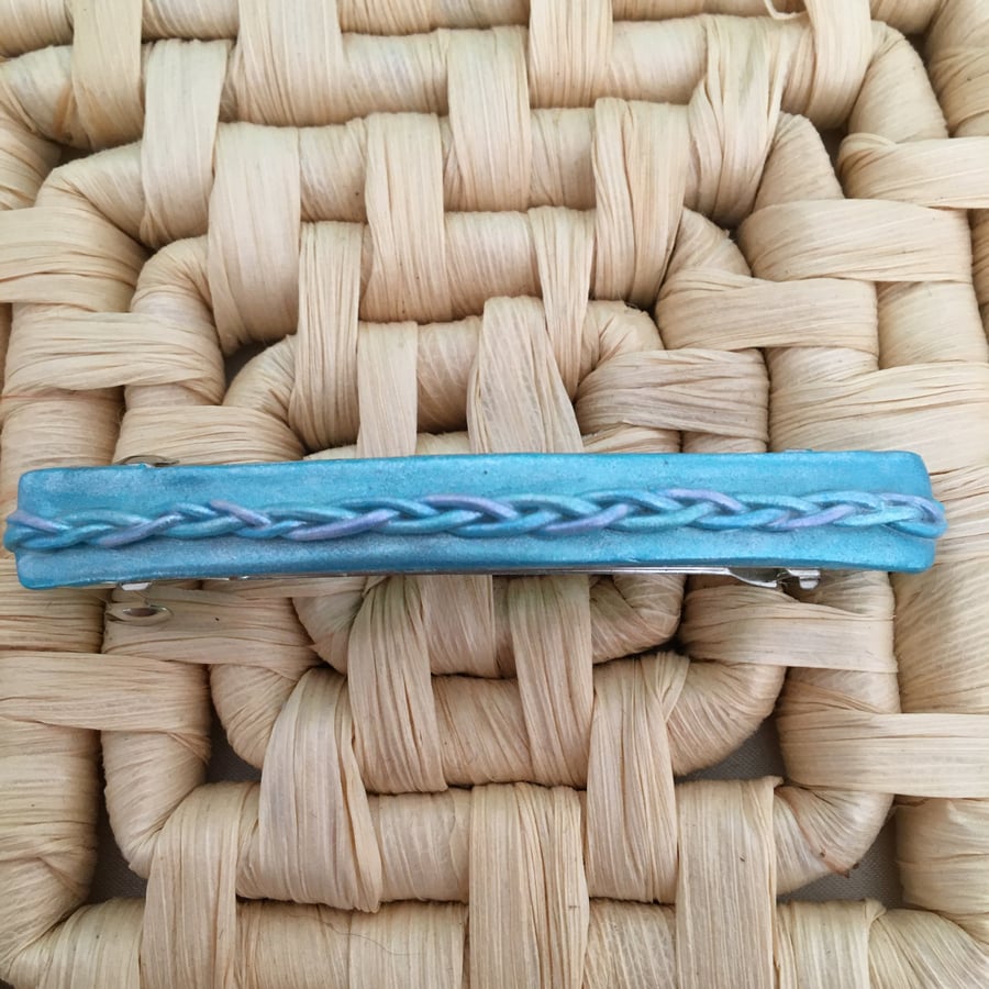 Aqua Hair Slide