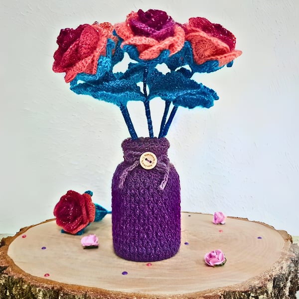 Crochet everlasting Roses & Vase, June Birth Flower, Forever Rose Flowers