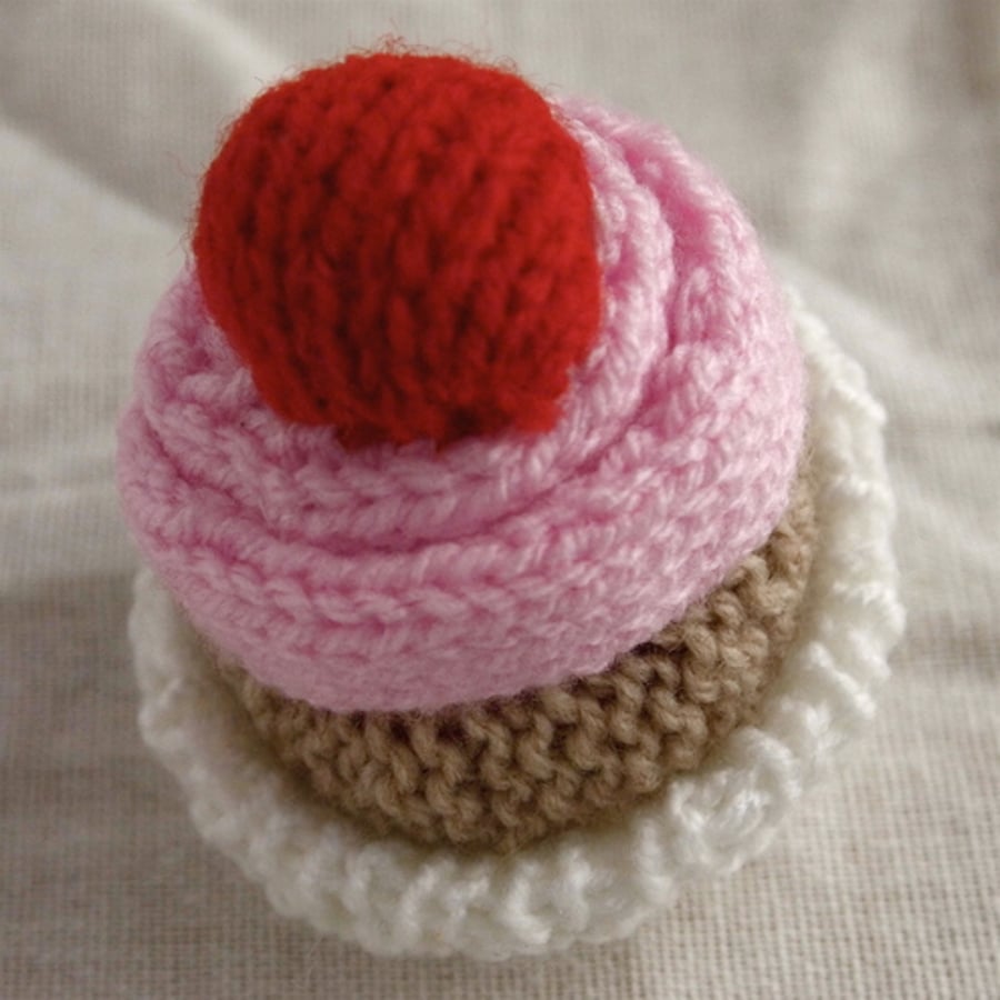Cute Knitted Pink Cup Cake  
