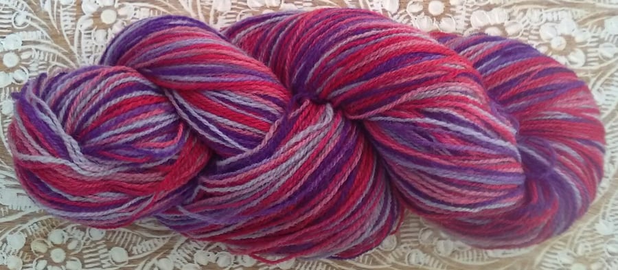 95g Hand-dyed Laceweight Lambswool. Fuchsia.