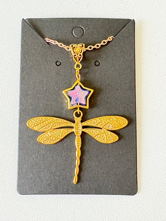 Gold Coraline Necklace