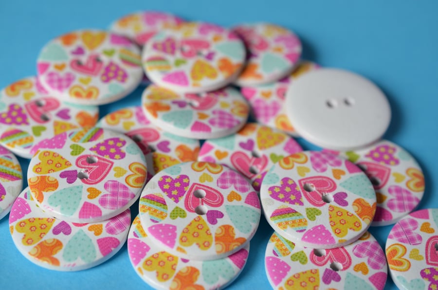 30mm Wooden Colourful Printed Heart Buttons 6pk Large Button (RLG4)