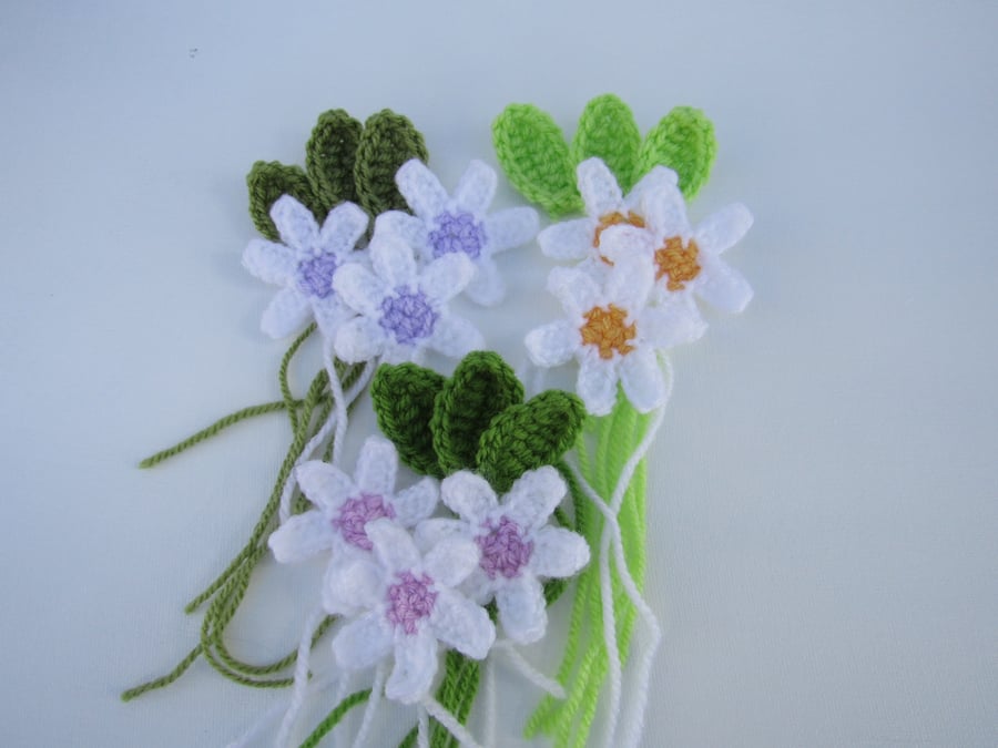 Crochet daises and leaves x 9