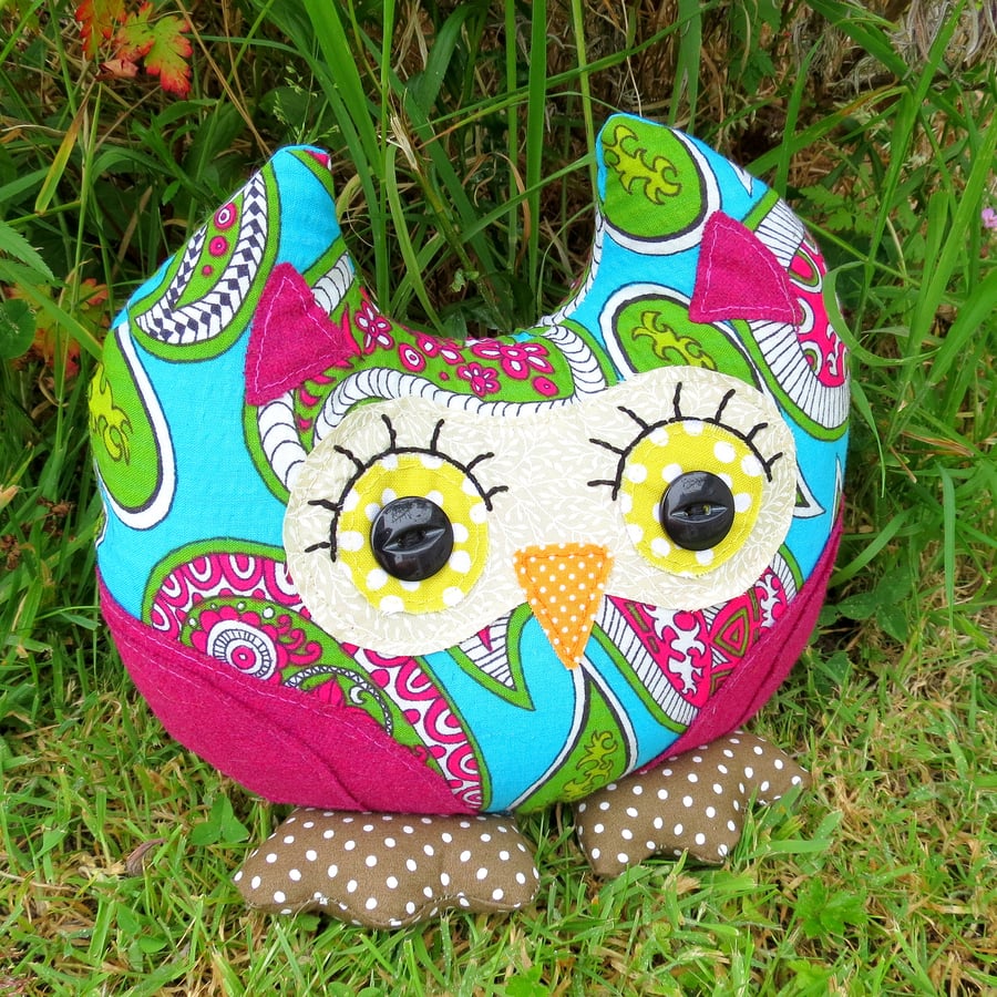 SALE!!!  Paisley, a groovy owl doorstop.  Owl bookend.  1970s paisley fabric.