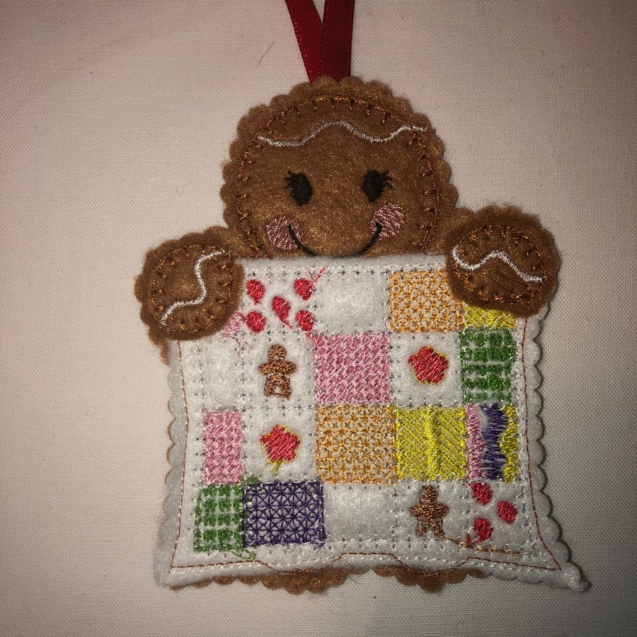 Gingerbread quilter Decoration