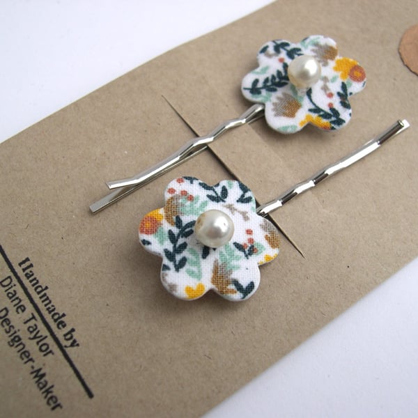 Hardened  Fabric Flower Hairclips