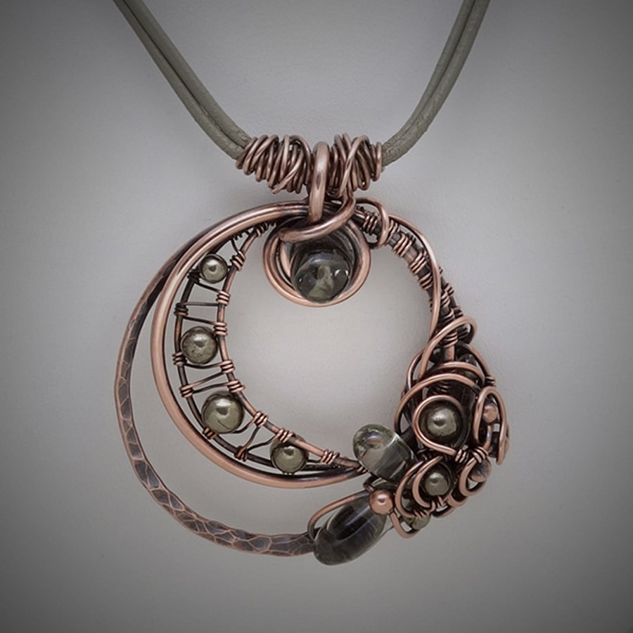 Green Amethyst Circle Pendant (JNPBC 0008)