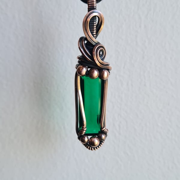 Natural Green Emerald Quartz & Copper Necklace Pendant Gift Crystal Jewellery
