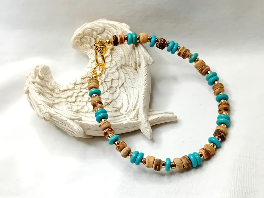 Turquoise & Natural Coconut Shell Beads Bracelet