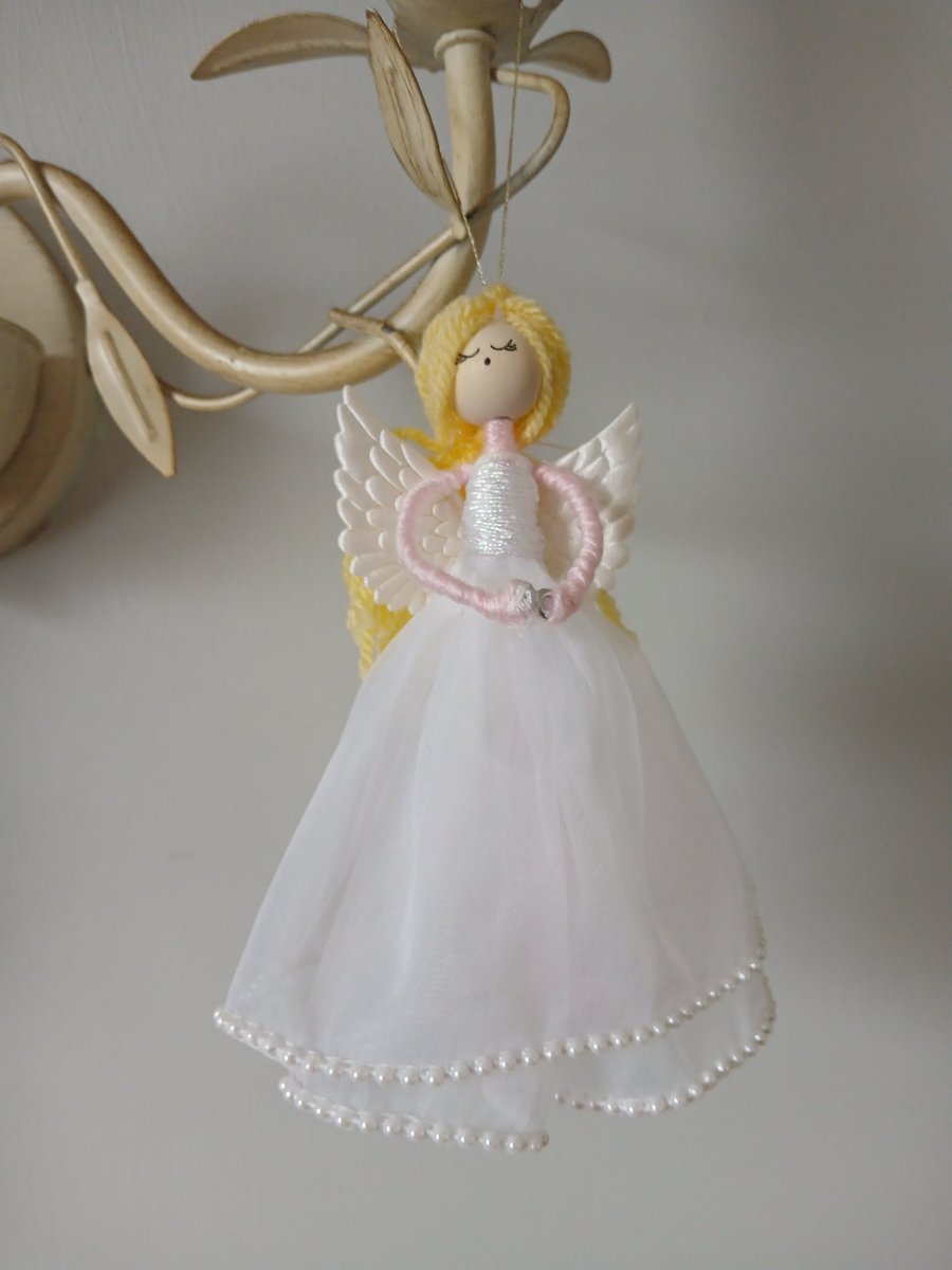 Angel hanging decoration 