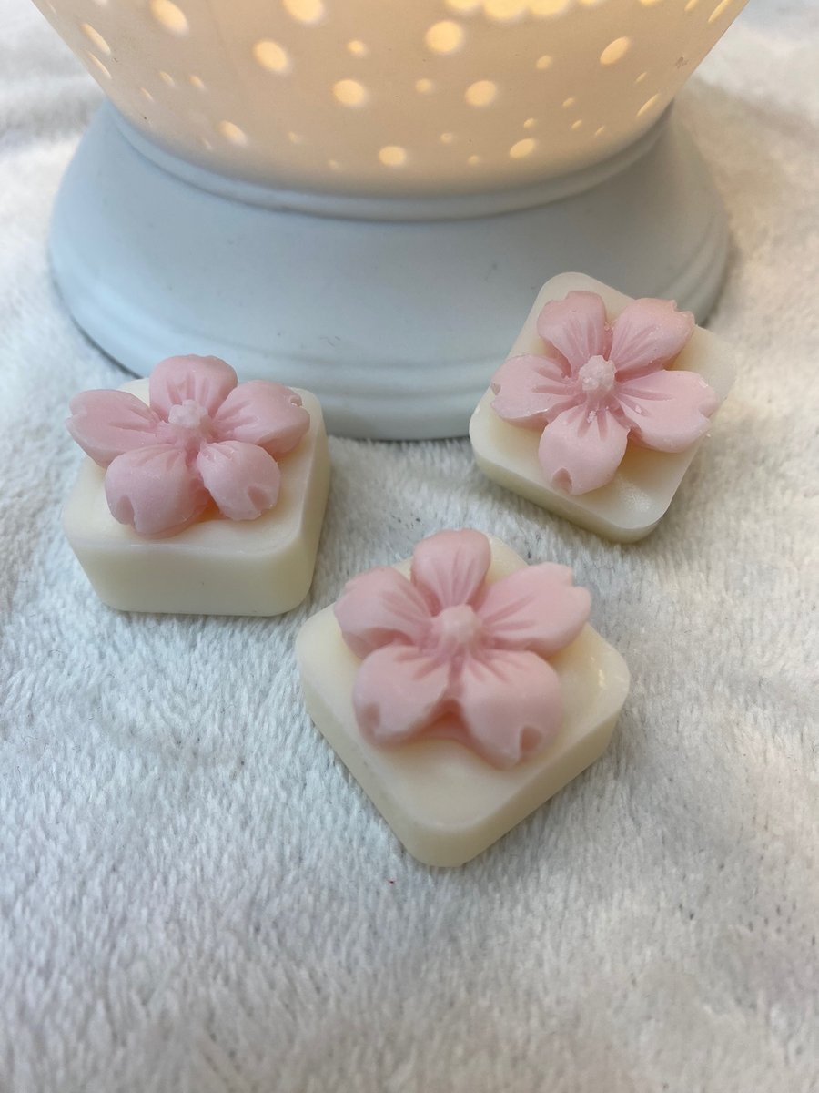 Handmade Cherry Blossom Shaped Soy Wax Melts