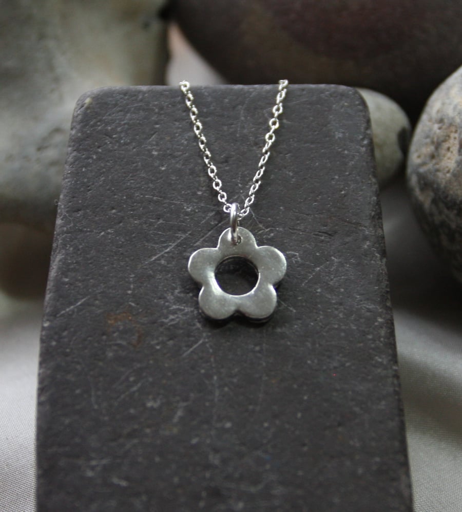 Silver flower necklace