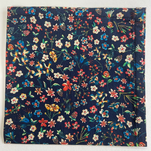 Ladies Liberty Fabric Handkerchief Donna Leigh Pattern Beautiful Gift
